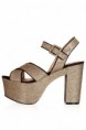 /album/modelos-en-tienda/a4-plataformas-brillos-zapatos-moda-2014-dorados-jpg/
